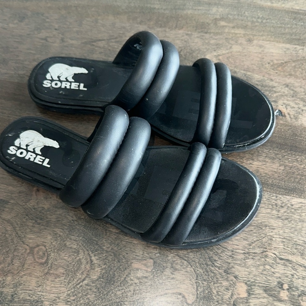 Black sandals